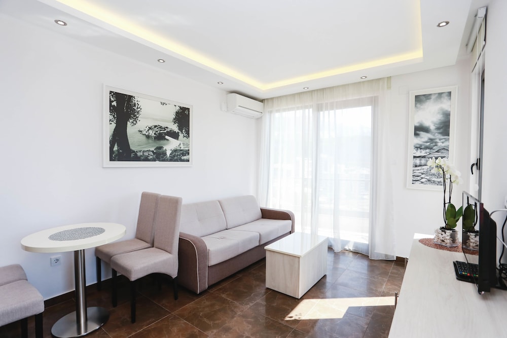 Boutique Hotel Arka 19/37