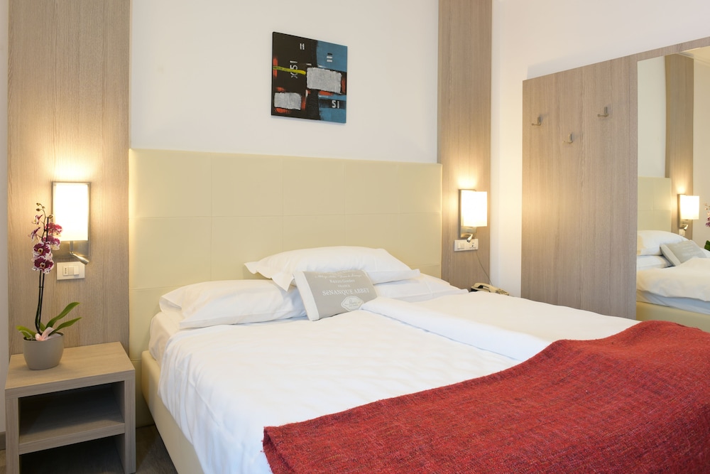 Hotel Venezia 33/68