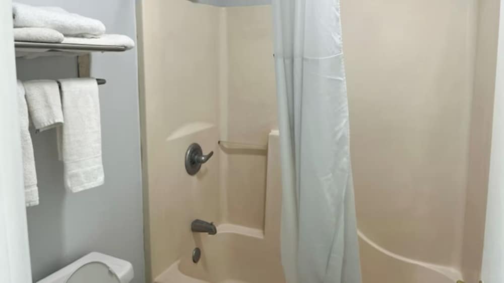 Studio6 Suites Opelousas, LA 50/55
