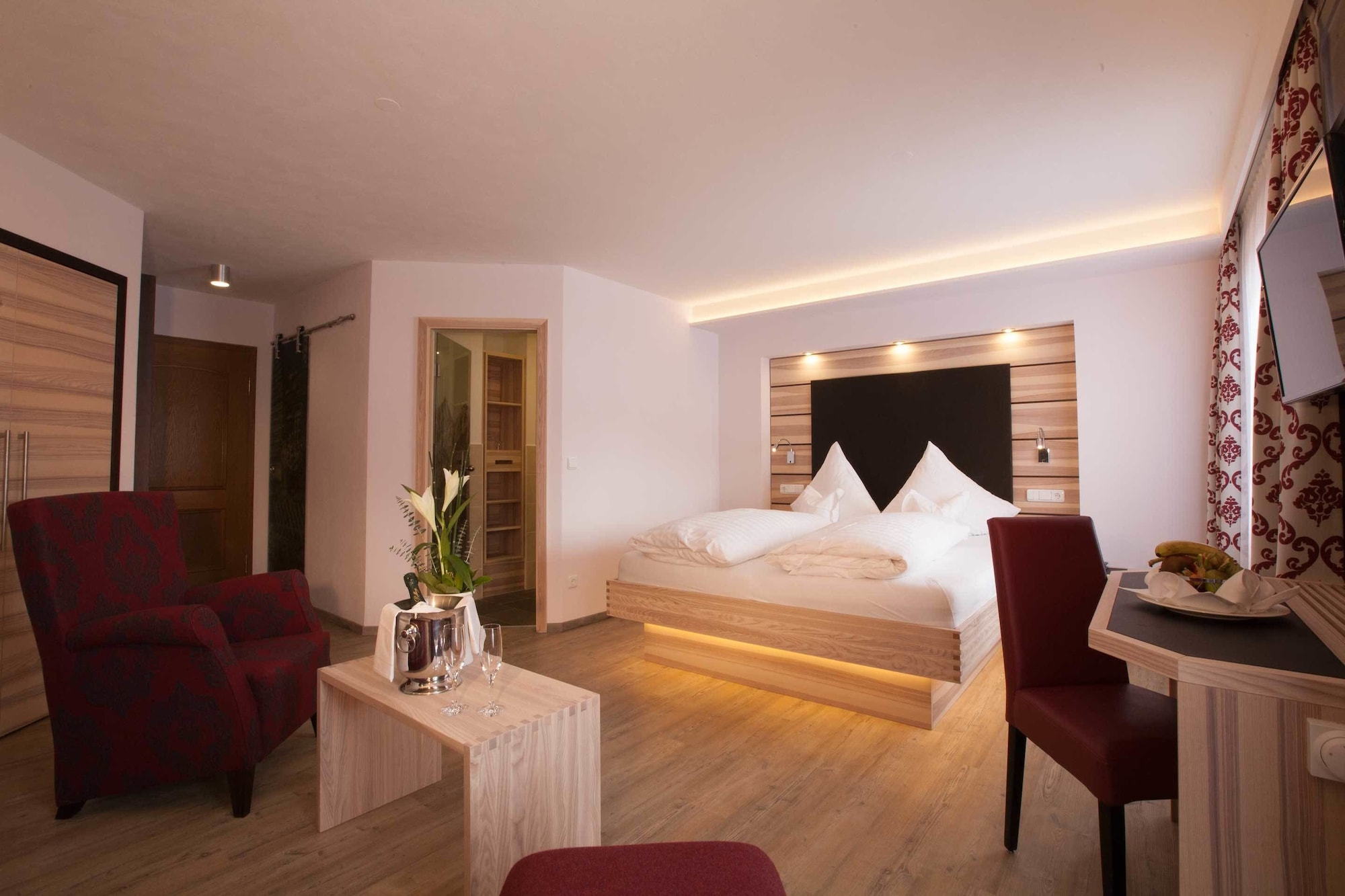Comfort, Double Bed 7/8