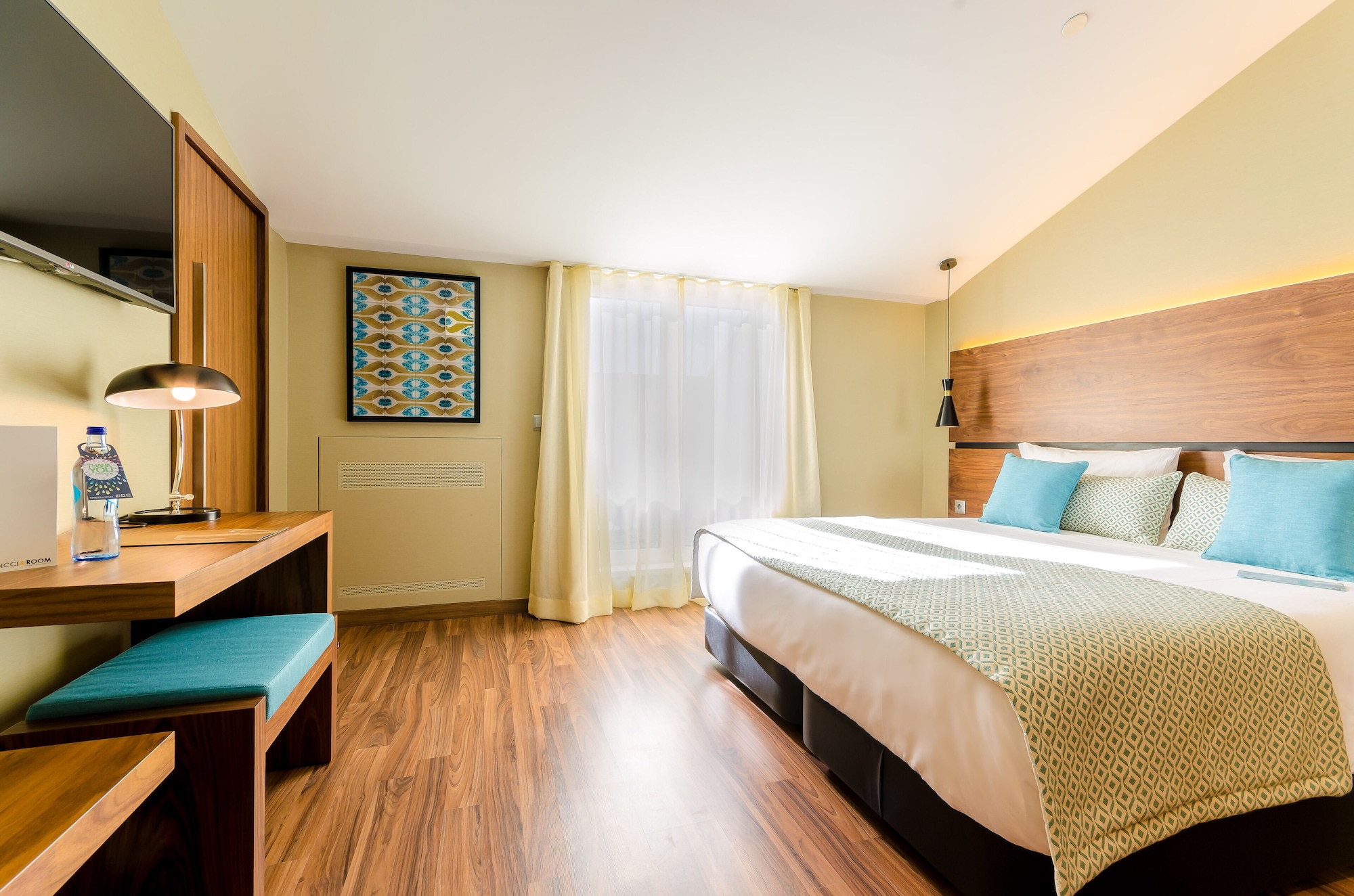 ROOM, ATTIC