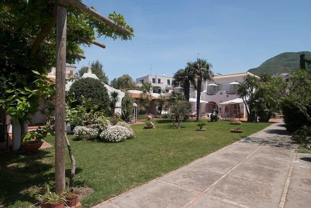 Hotel Belsole Ischia 43/50