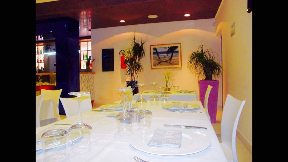 Hotel Zodiaco 7/42
