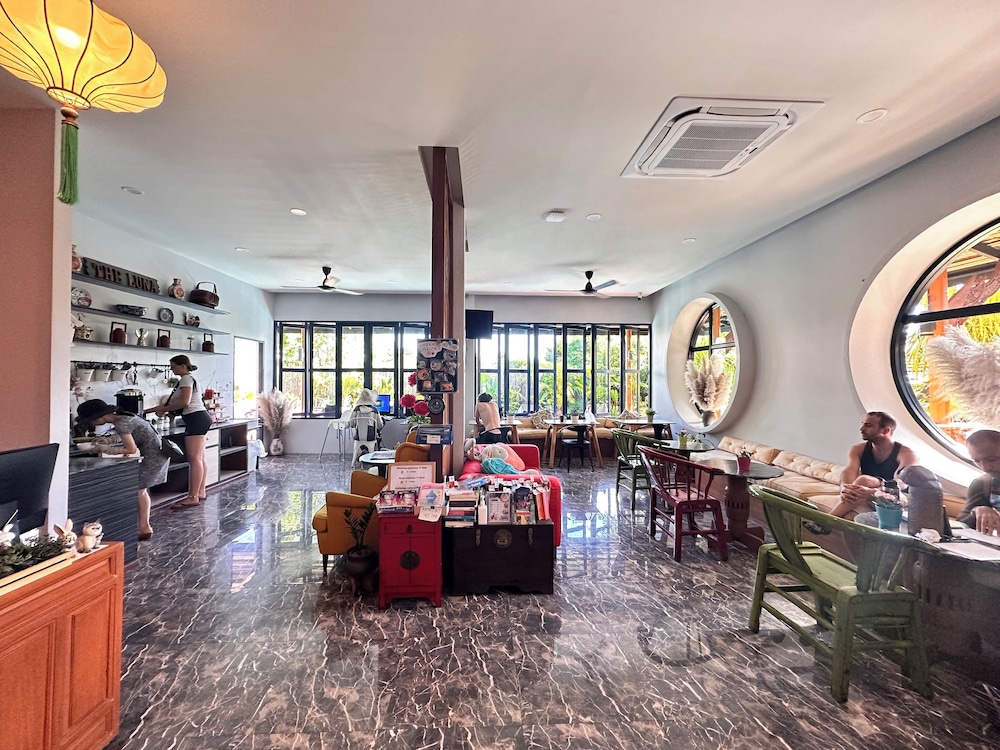 The Luna Hostel 40/50
