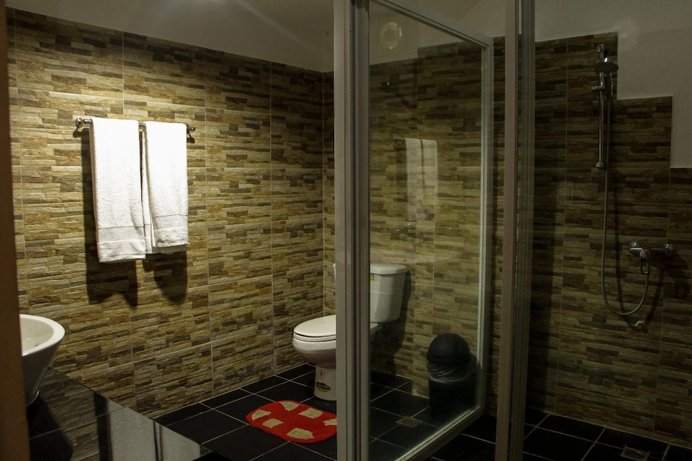 Sulusea Boutique Hotel 62/64