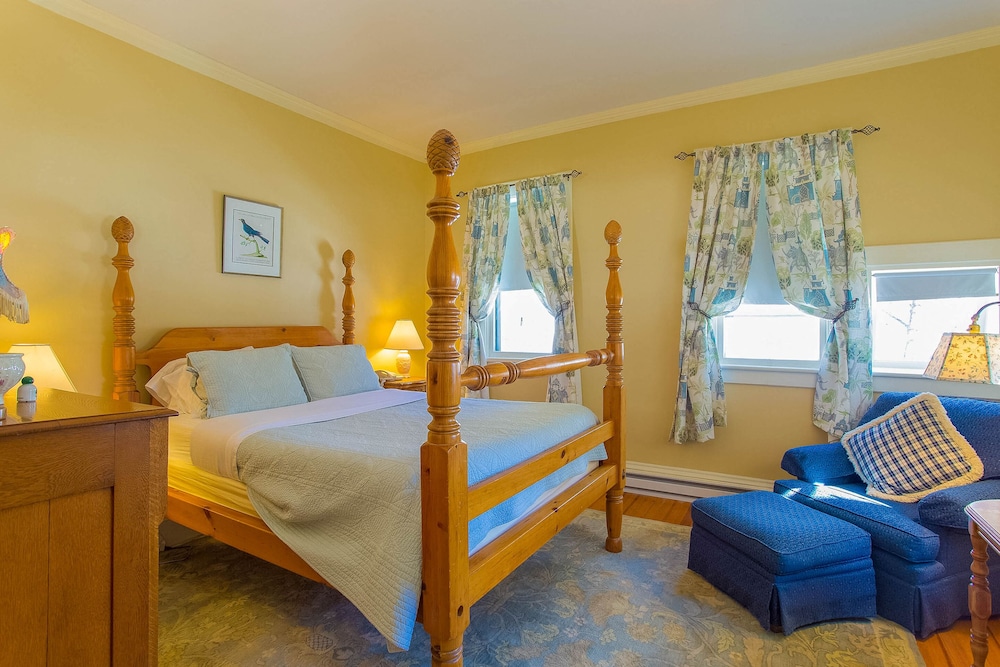 Apple Tree Inn 9/50