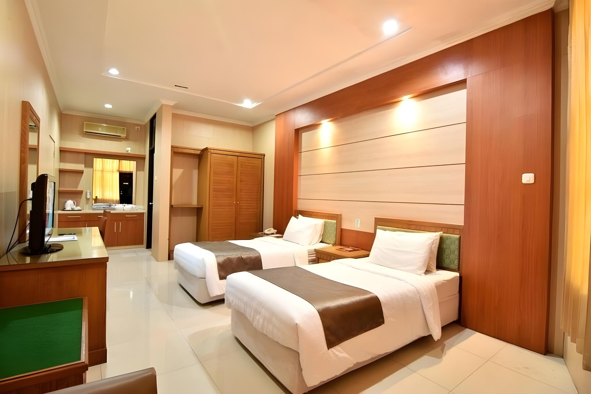 Hotel Sendang Sari 13/40