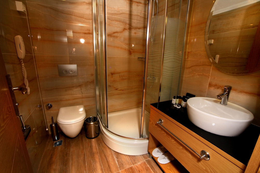 Beyoglu MLS Hotel 63/64