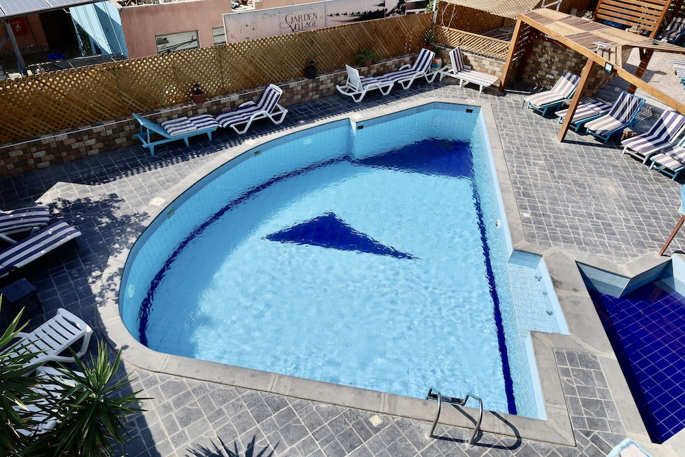 Bedouin Garden Village 33/68