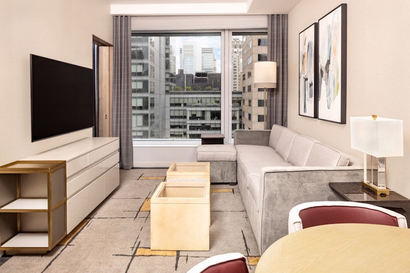 Hilton Club The Central at 5th New York 18/25
