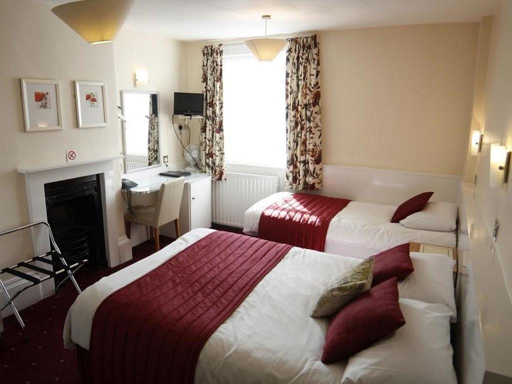 The Thanet Hotel 8/26
