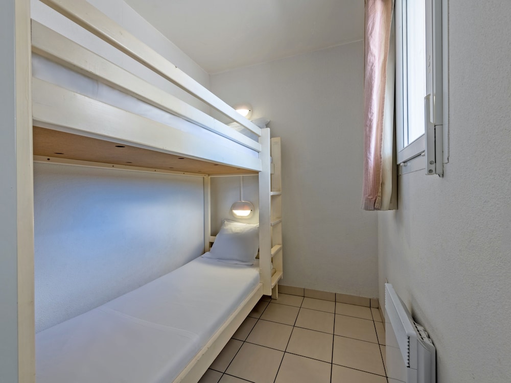 Residence Vacanceole Le Domaine de Bertheaume 27/66