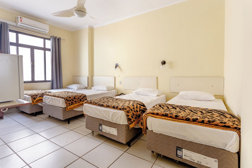 SUPERIOR, QUADRUPLE, MULTIPLE BEDS