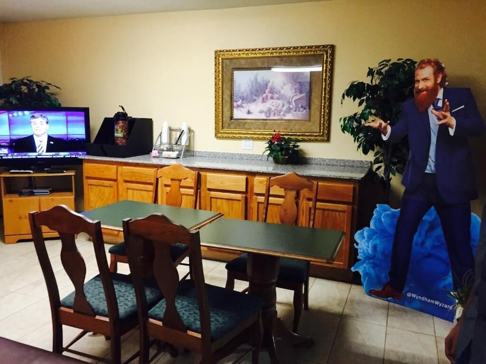 Arya Inn & Extended Stay 21/29