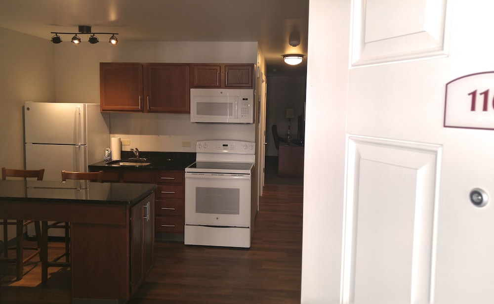 Affordable Suites of America Portage 40/45
