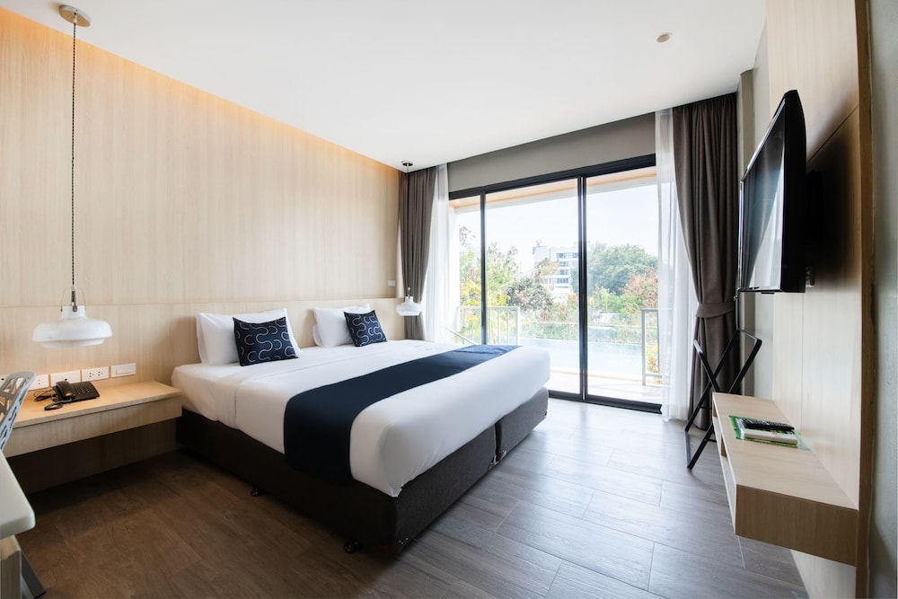 Capital O 631 Blooming Hill Boutique Suites 25/50