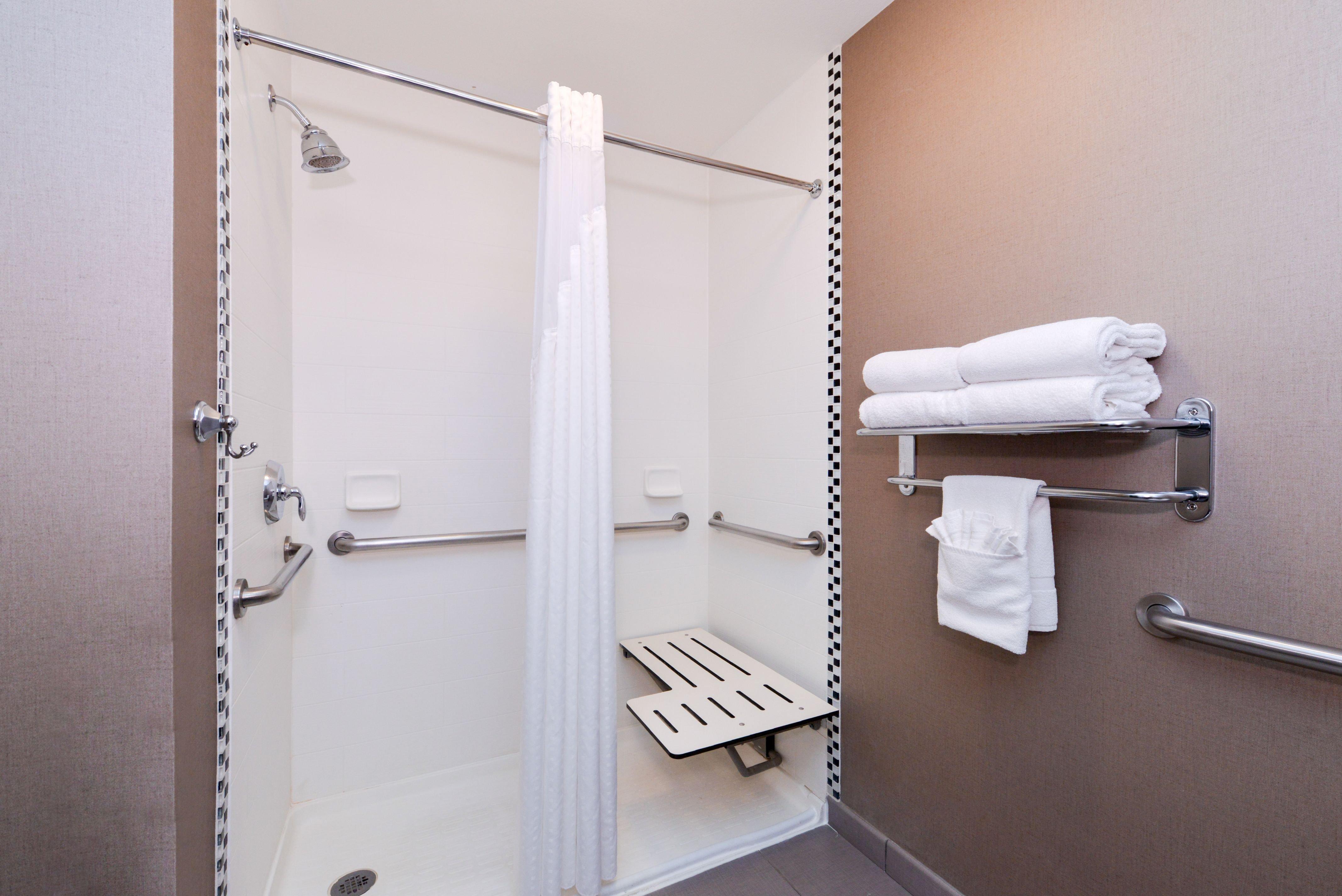 غرفة قياسية بسريرين كوين لذوي الإعاقة، Holiday Inn Amarillo West Medical Center 2/2