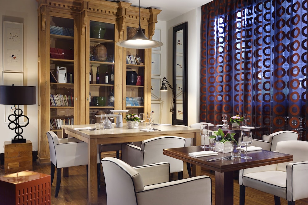 Pulitzer Hotel Rome 57/64