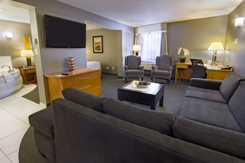 Holiday Inn Calgary- Airport 40/65