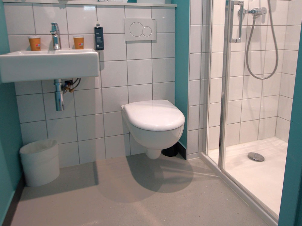 غرفة قياسية بسريرين منفصلين، Ibis budget Loudeac Velodrome 3/3