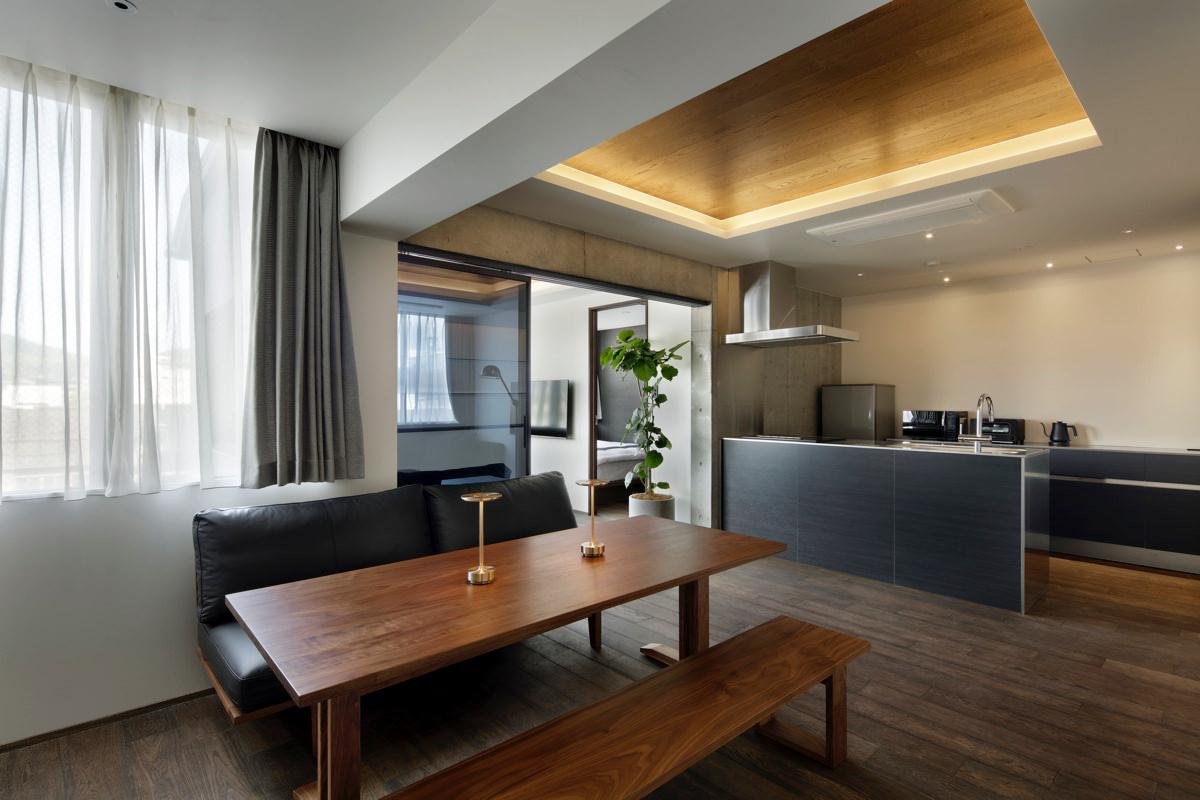 2 Bedrooms, 2 Rooms, Suite