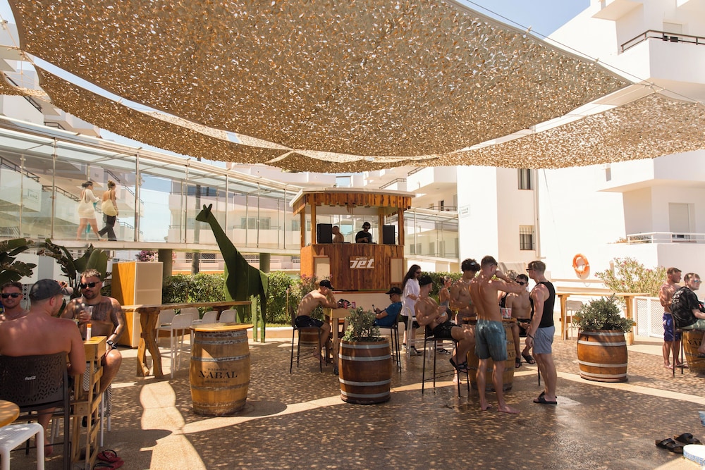 Ibiza Jet Apartamentos - Adults Only 30/50