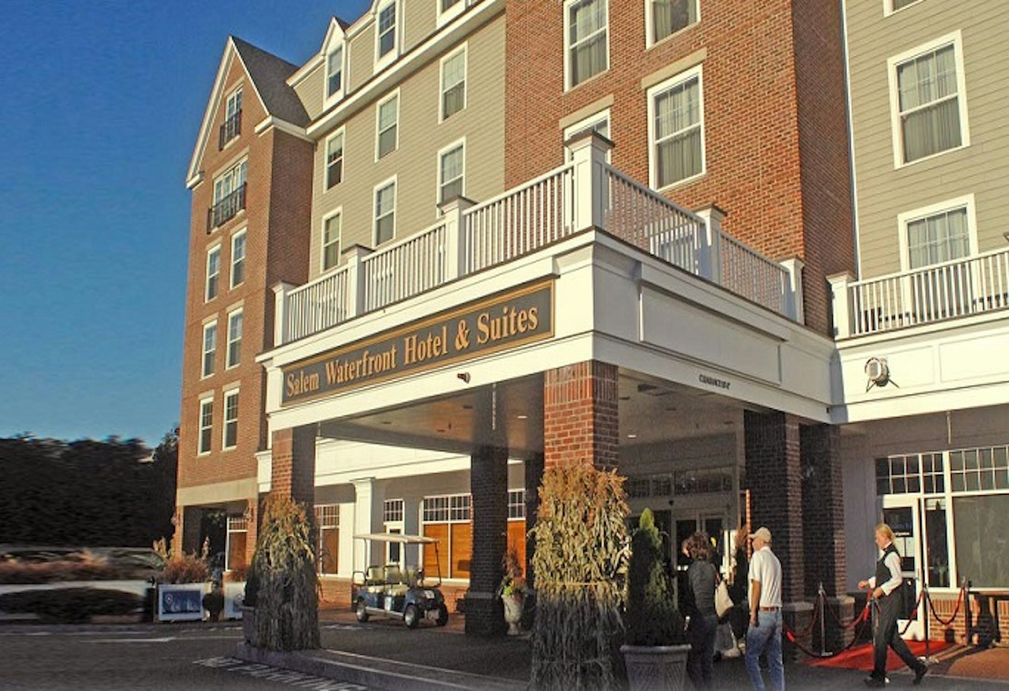 Salem Waterfront Hotel and Suites 45/45