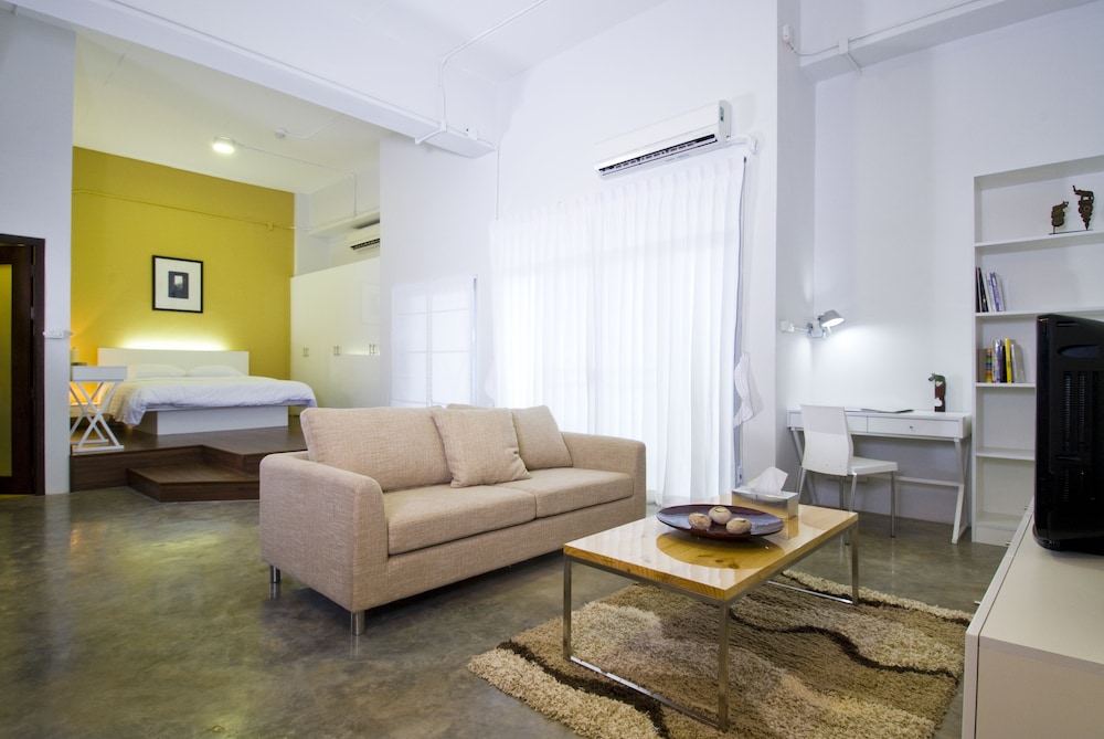 T Series Place Serviced Apartment 29/34