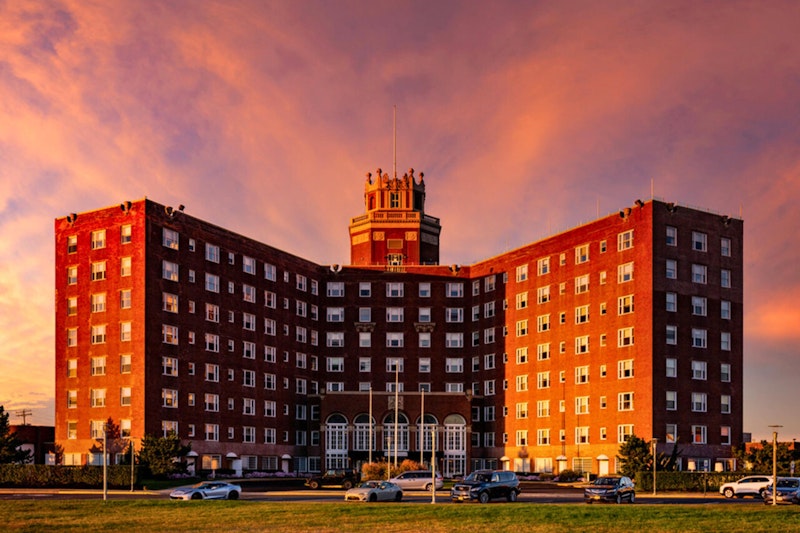 The Berkeley Oceanfront Hotel 4/38