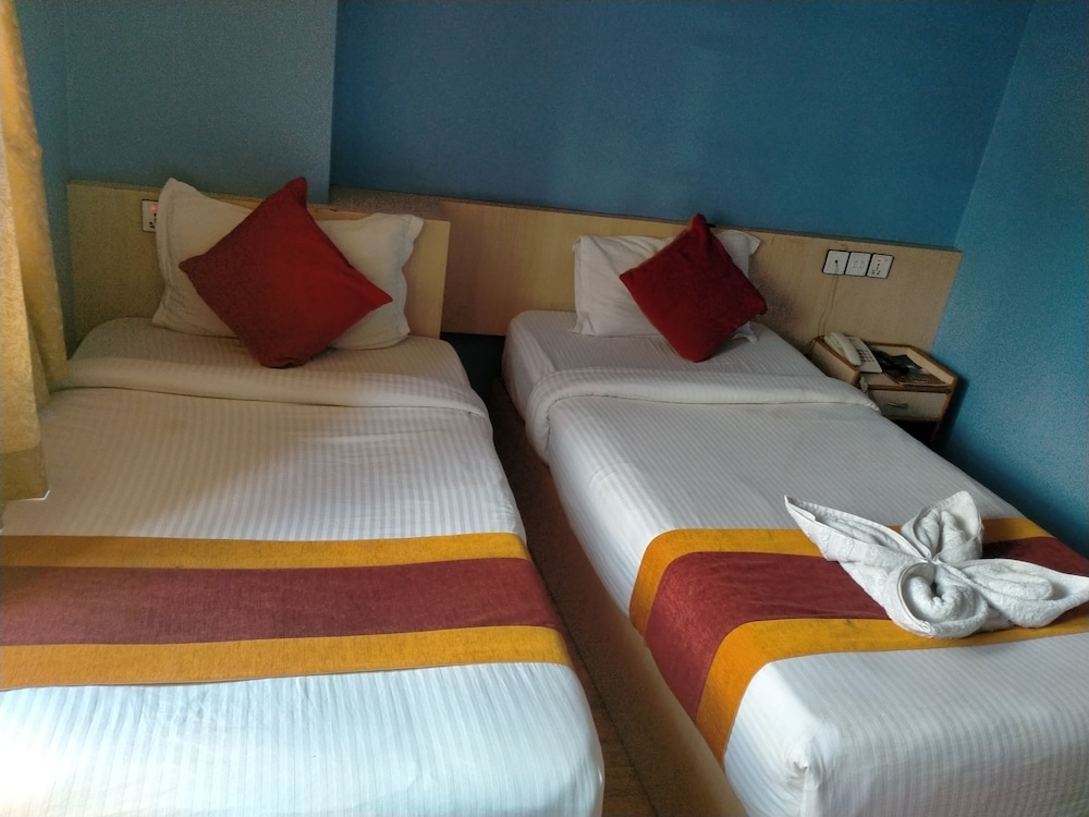 Hotel Shivam Plaza 5/30