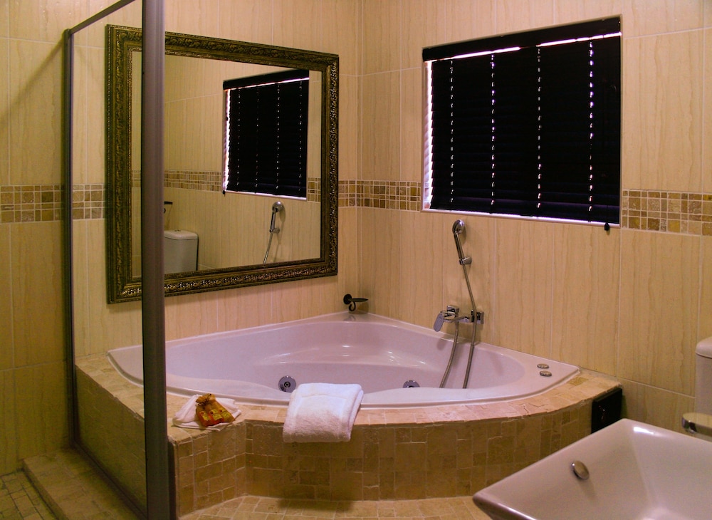 Eco Park Lodge 44/45