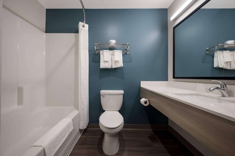 WoodSpring Suites Wixom - Novi 40/47