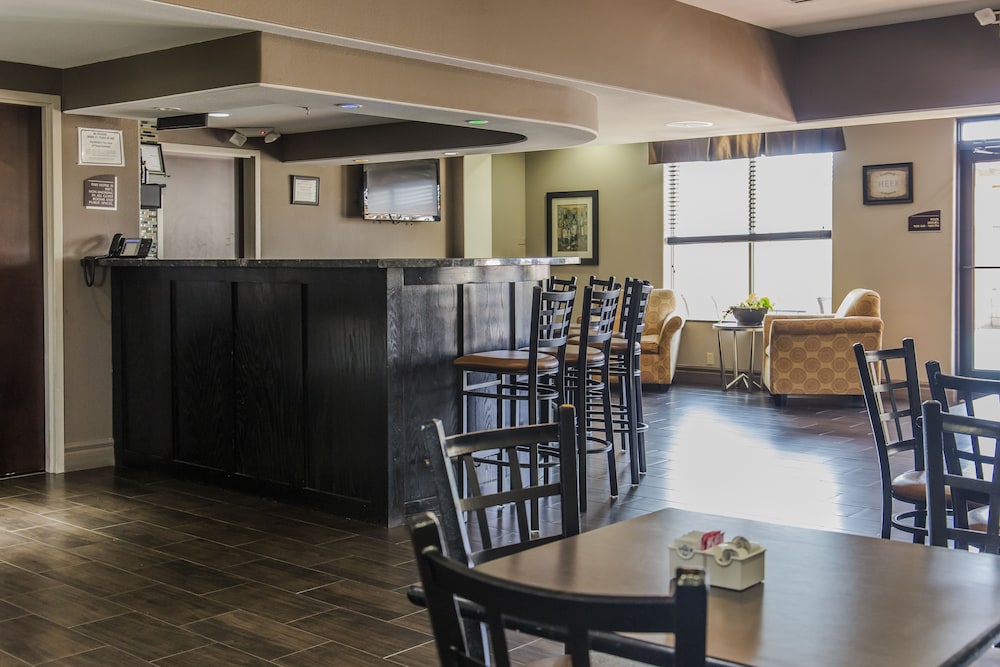 Red River Inn And Suites 34/44