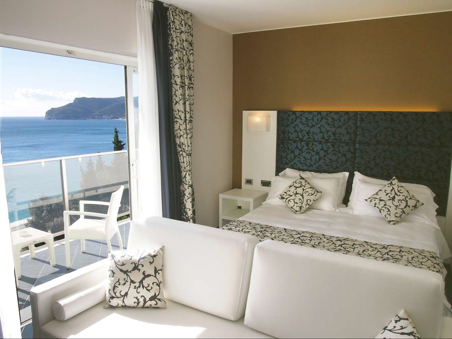 Super, King Bed, Sea View, Sofa, Terrace
