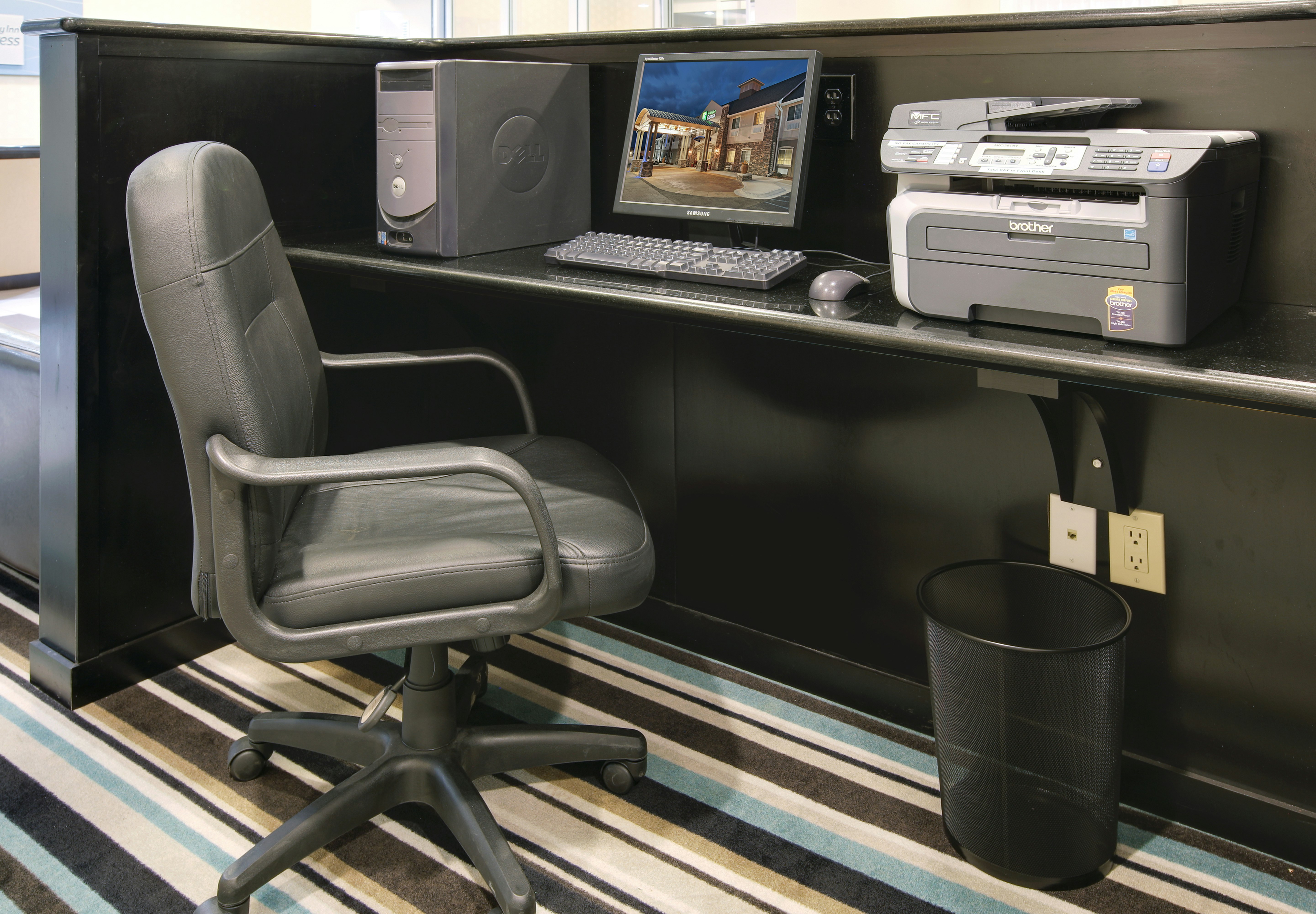 Holiday Inn Express Monticello 27/63