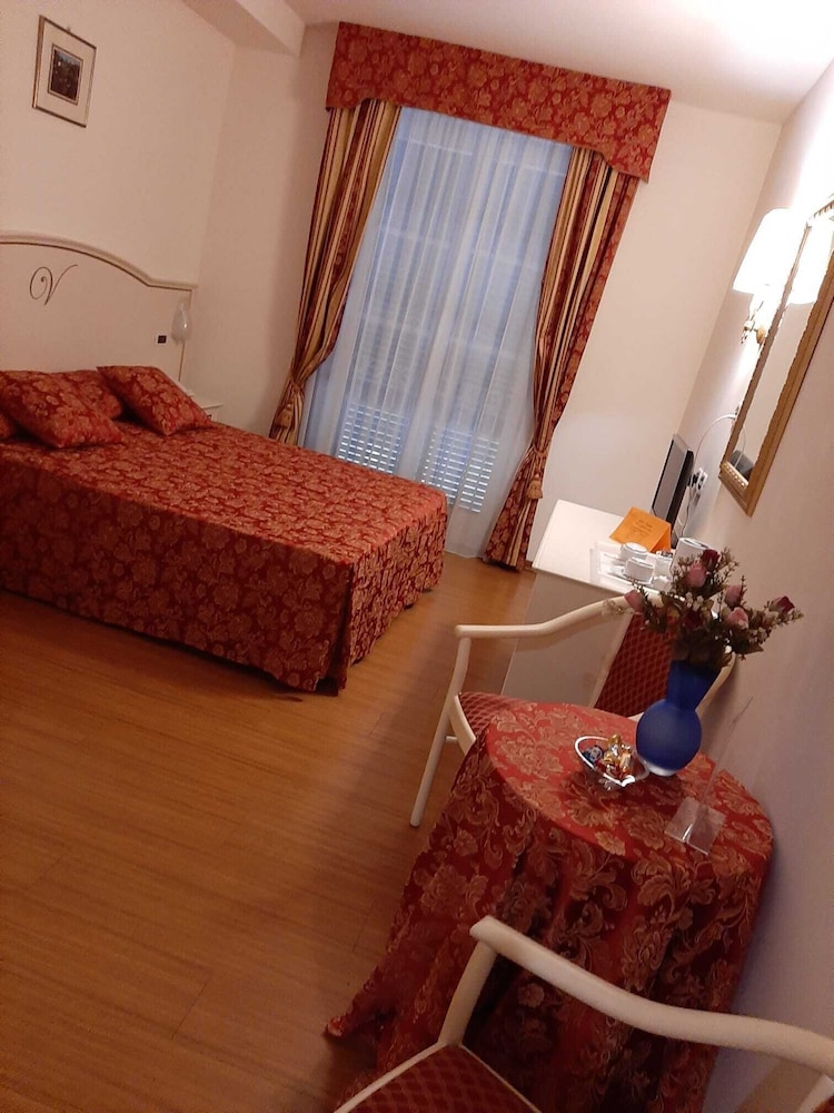 Hotel Vedute 17/26