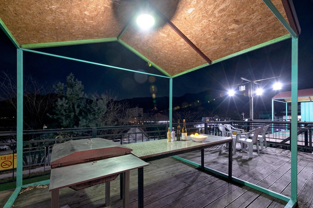 Ga Pyeong Four Season Pension 20/50