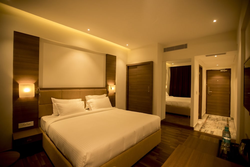 S Hotels 16/50