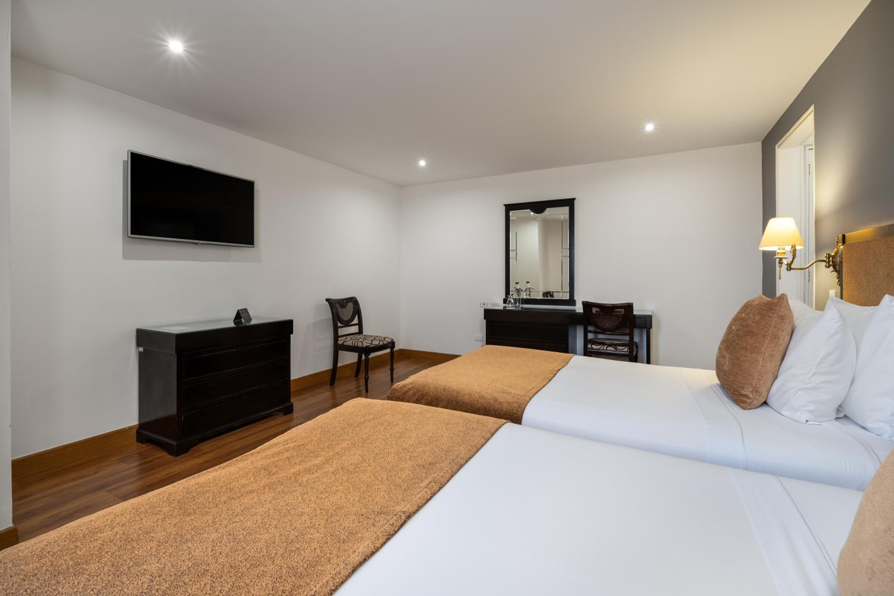 غرفة بسريرين منفصلين، Hotel Le Manoir Bogota 6/10