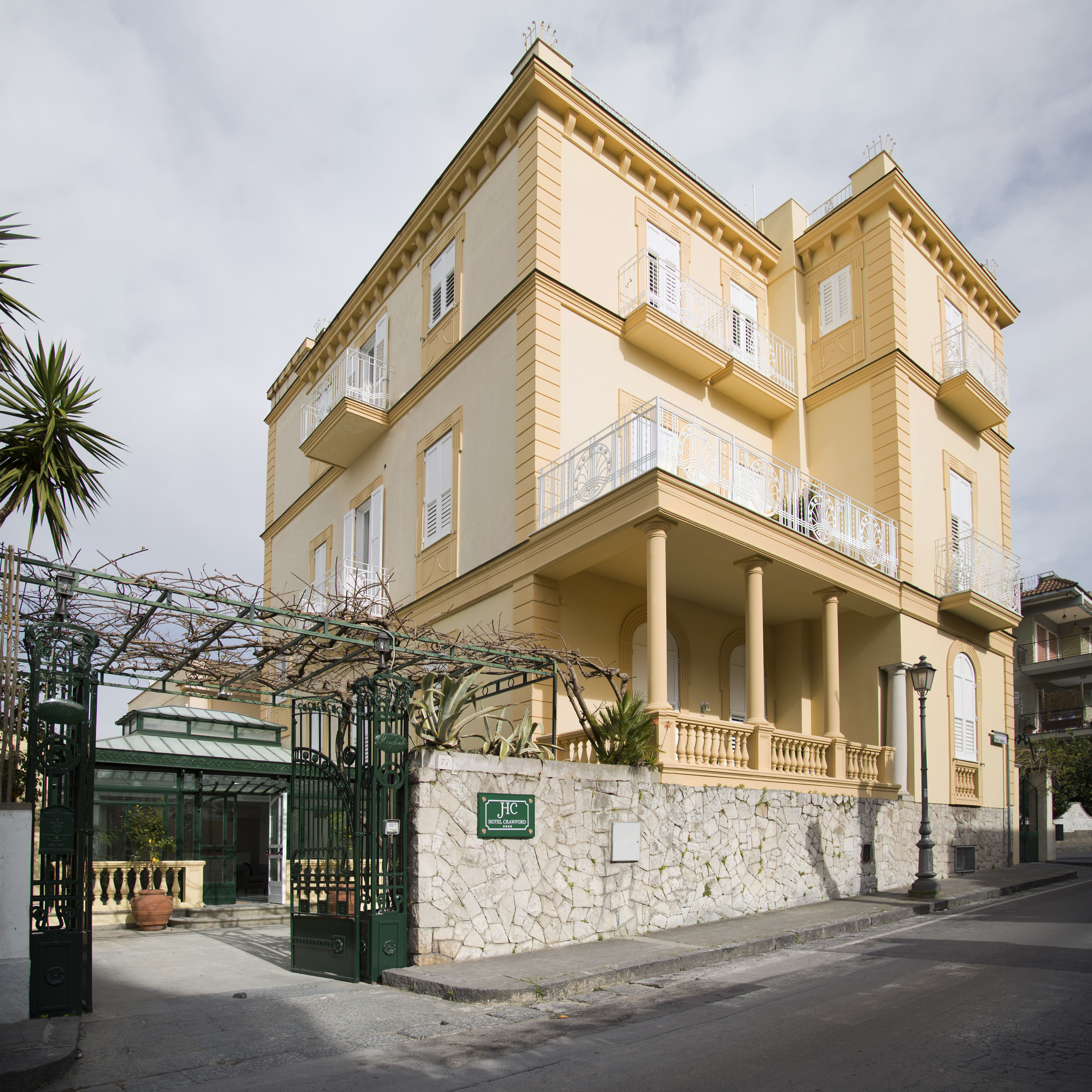 Crawford Hotel 36/45