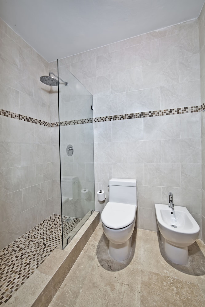 CIQALA Luxury Suites 13/75
