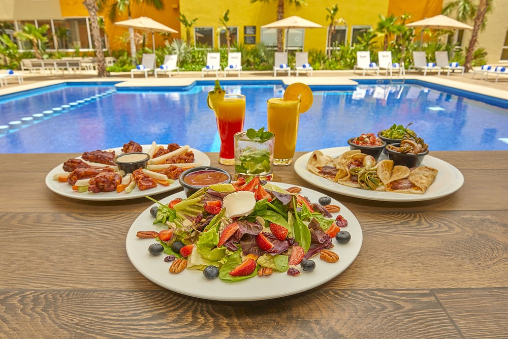 City Express Plus by Marriott Cabo San Lucas 58/69