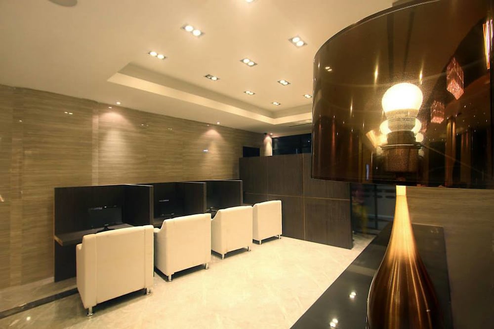 Avana Laemchabang Hotel 9/57