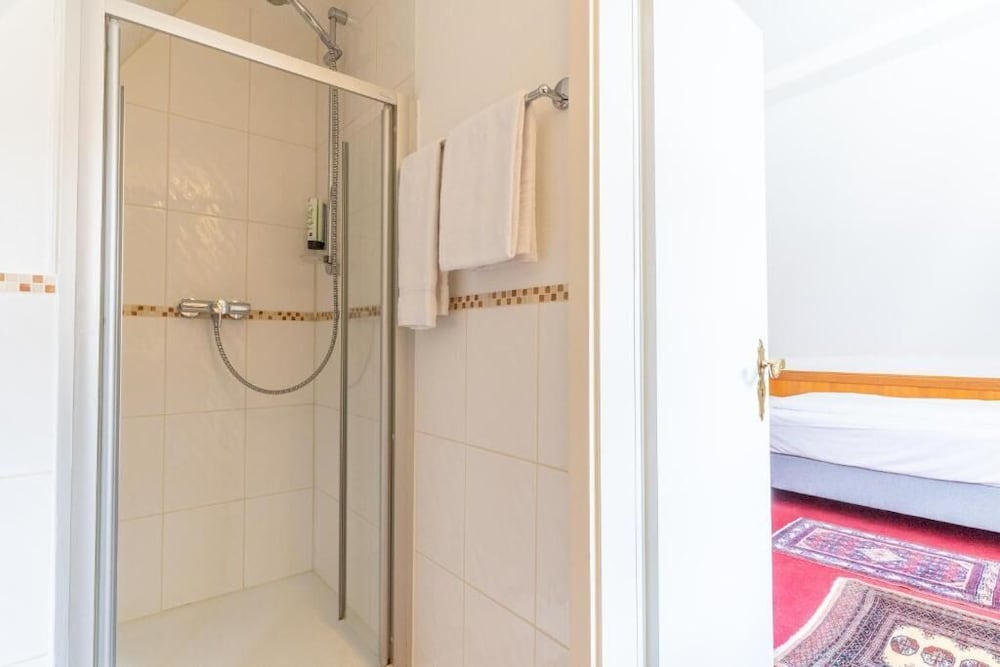 Hotel Zum Ritter St Georg 33/50