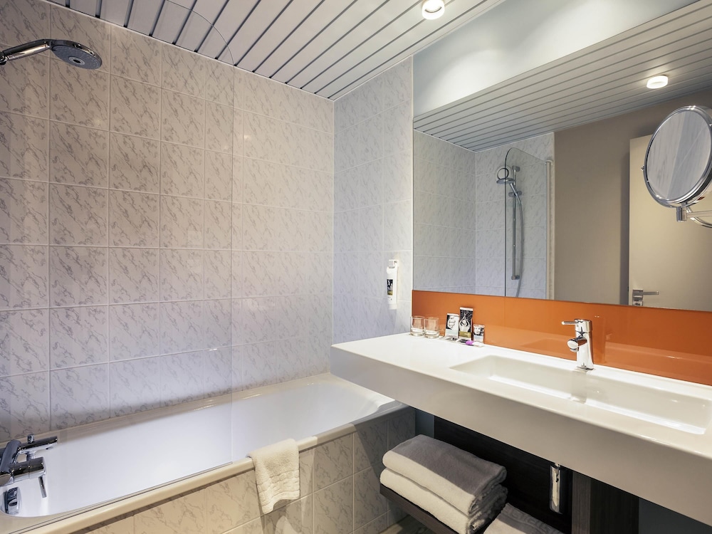 غرفة عائلية بسرير مزدوج وسرير فردي، Mercure Marne la vallee Bussy St Georges 5/5