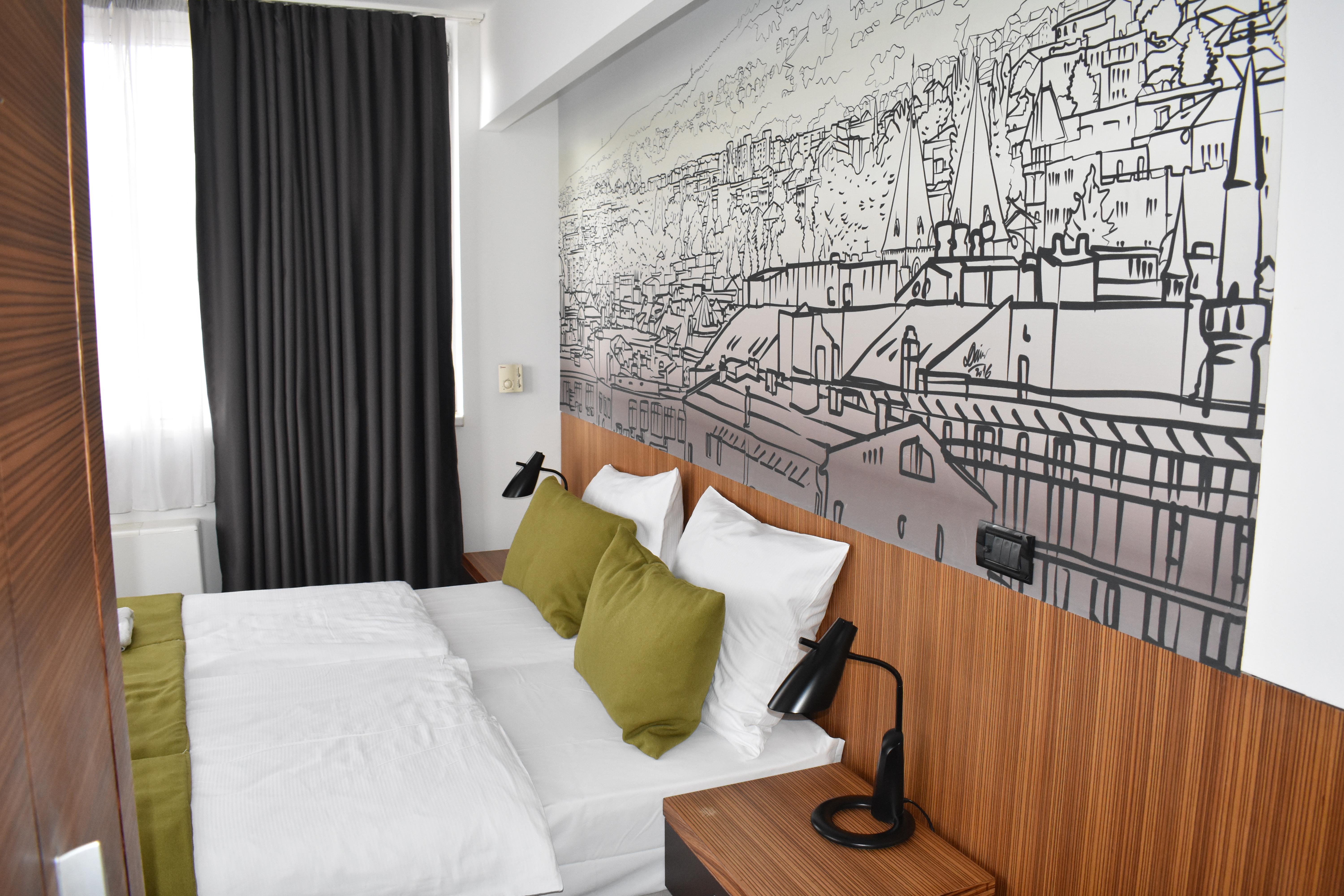 Economy, Double Bed