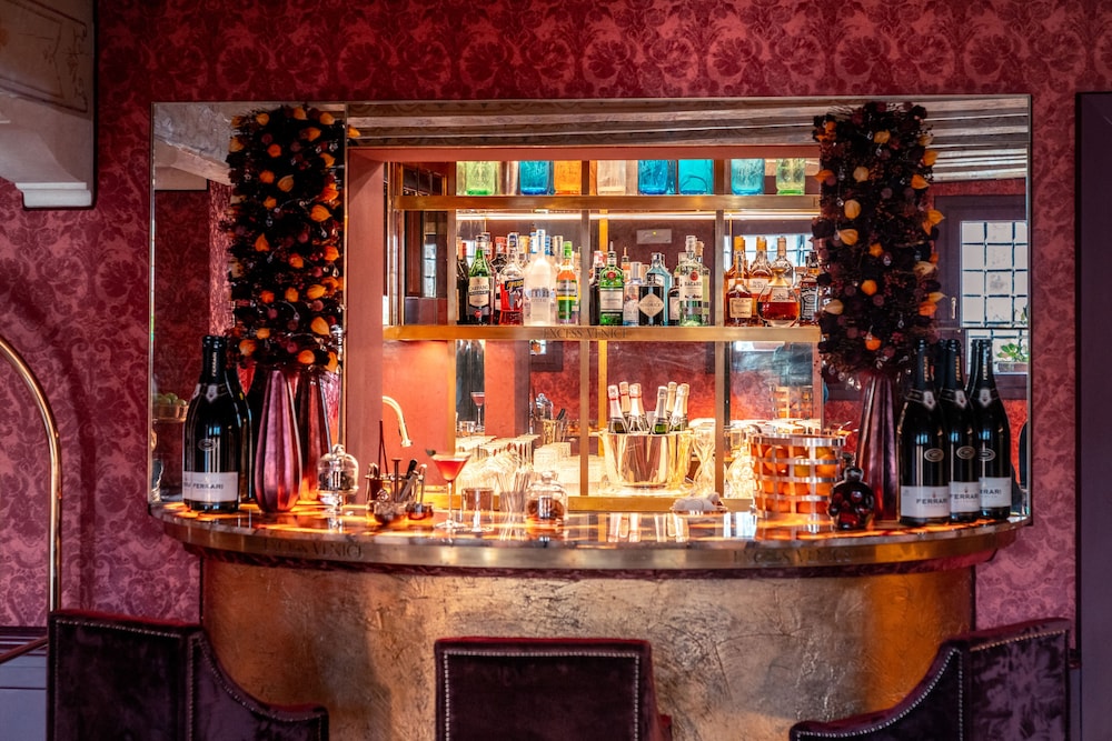 Excess Venice Boutique Hotel & Private Spa 63/79