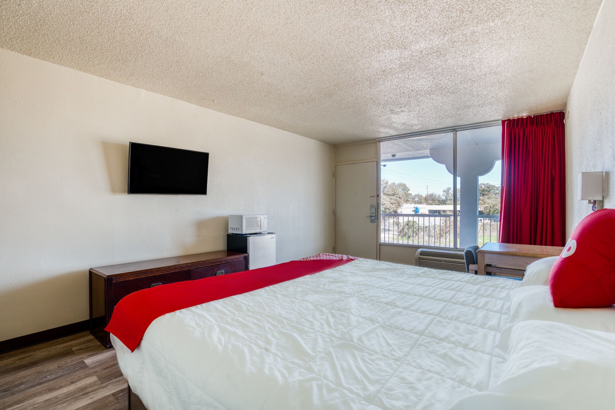 OYO Hotel Waco University Area/ I-35 — 7