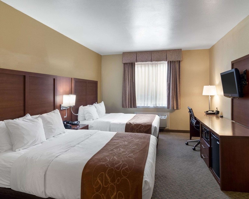 Quality Suites Midland North Loop 250 24/63