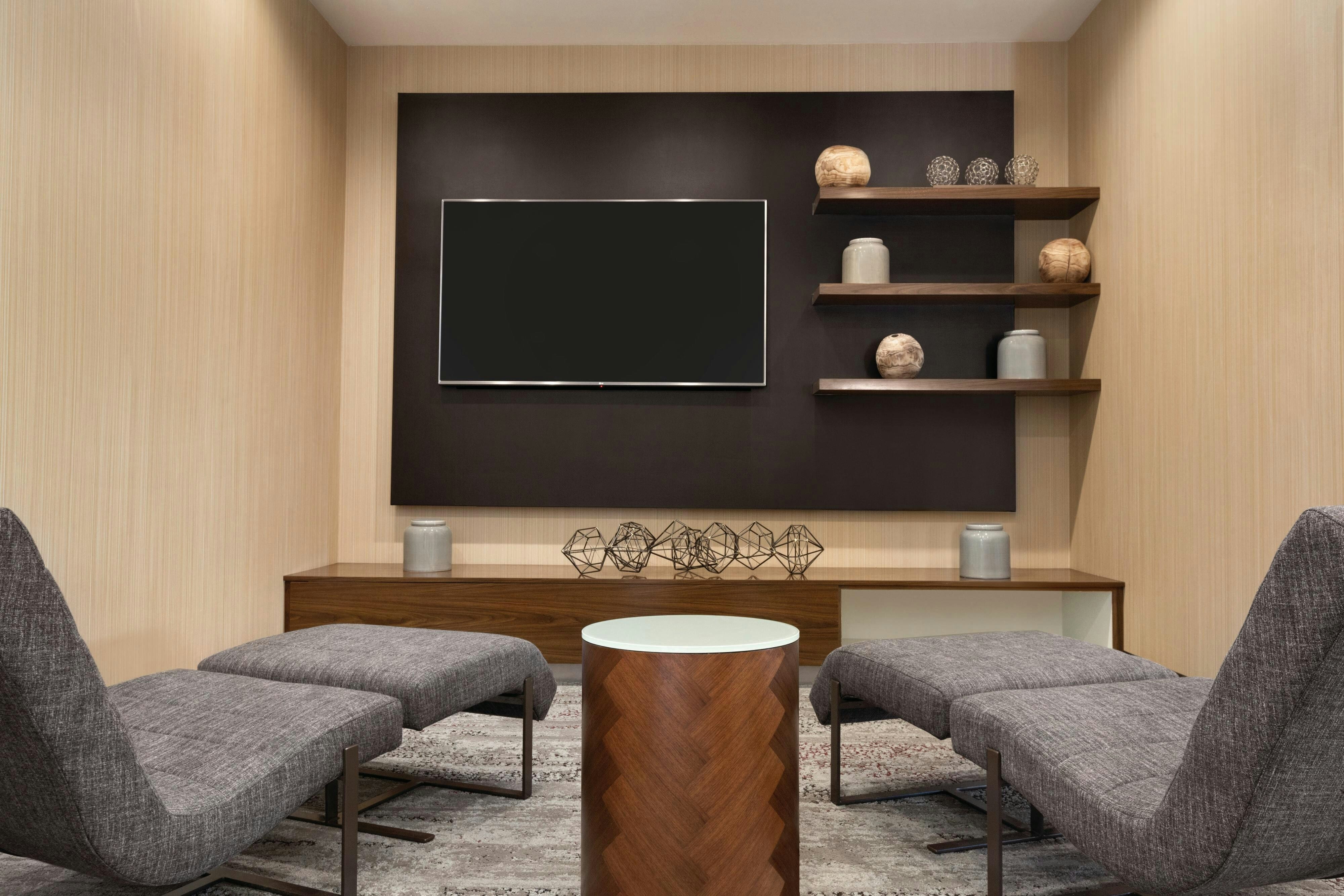 Courtyard by Marriott Charlotte Airport North 23/39